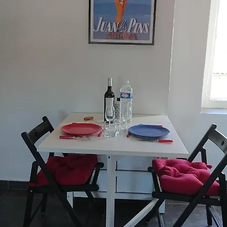 Au 23 Apartment